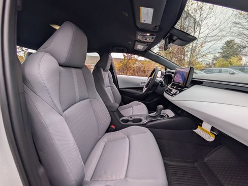 New 2026 Toyota Corolla SE image 33