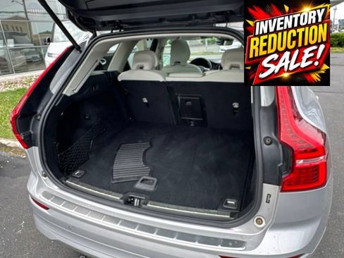 Used 2022 Volvo XC60 B5 Momentum AWD/4WD image 23