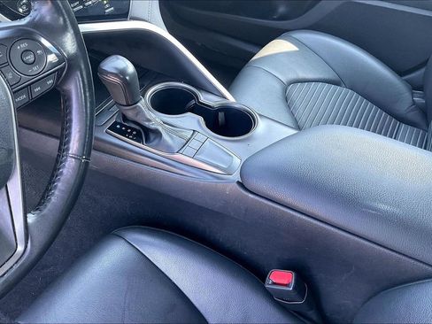 Used 2024 Toyota Camry SE FWD image 18
