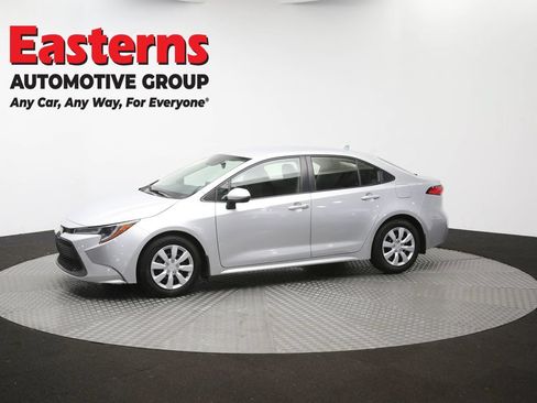 Used 2022 Toyota Corolla LE FWD image 56