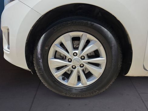 Used 2016 Kia Sedona LX w/ LX Convenience Package FWD image 14