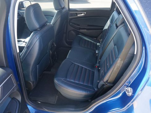 Used 2023 Ford Edge SEL w/ Sport Appearance Package AWD/4WD image 10