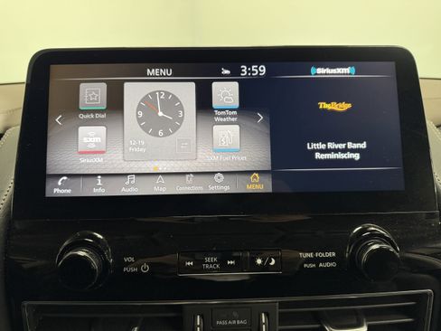 Used 2024 Nissan Armada Platinum w/ Captain's Chairs Package image 14