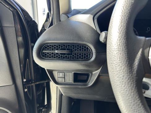 Used 2023 Honda HR-V LX image 21