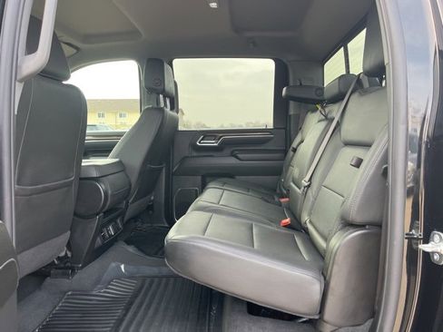 Used 2025 Chevrolet Silverado 2500 LT w/ Z71 Chrome Sport Edition image 41