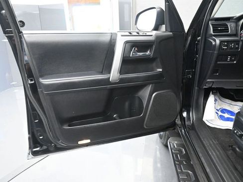 Used 2024 Toyota 4Runner SR5 image 10