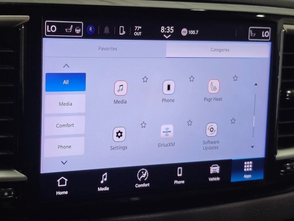 Used 2024 Chrysler Pacifica Touring-L FWD image 44