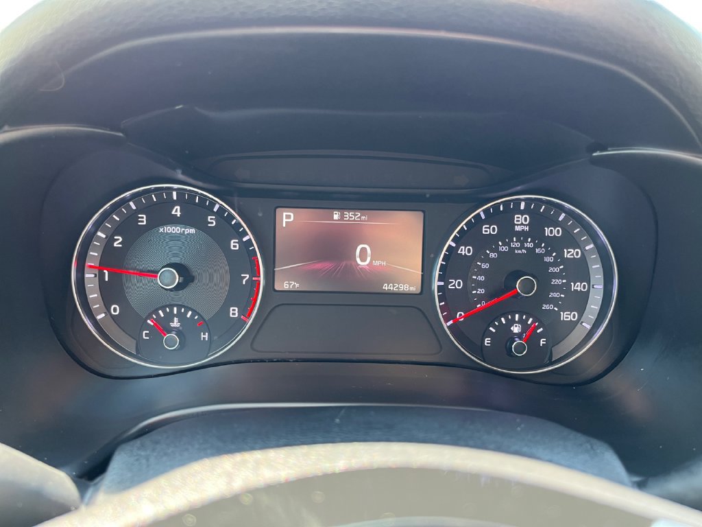 Used 2024 Kia Forte LXS FWD image 21