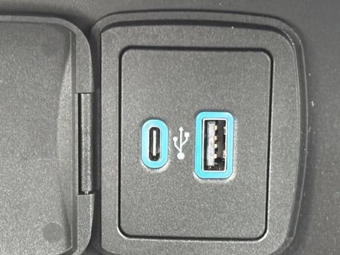 Used 2024 Ford Bronco Outer Banks AWD/4WD image 7