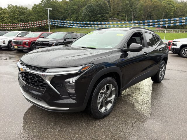 Used 2024 Chevrolet Trax LT w/ LT Convenience Package FWD image 10