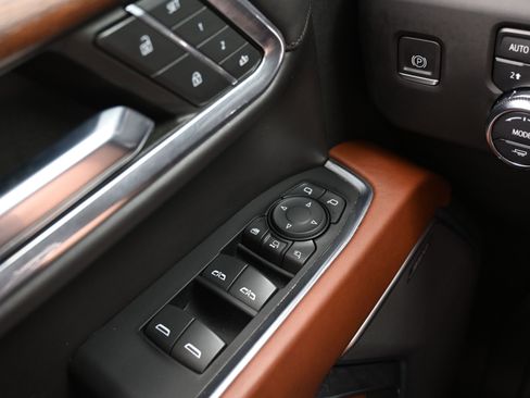 Used 2024 GMC Sierra 2500 Denali Ultimate image 24