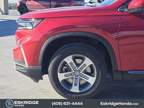 New 2025 Honda Pilot EX-L image 5