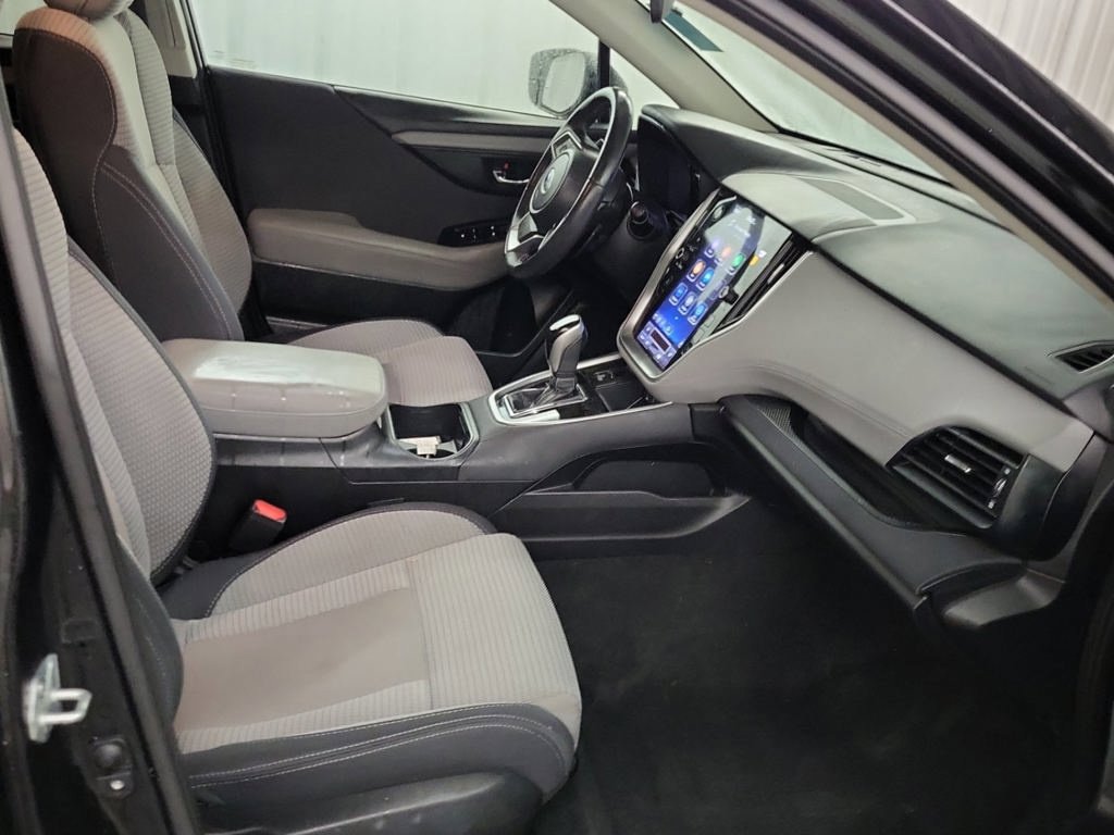 Used 2022 Subaru Outback Premium AWD/4WD image 3