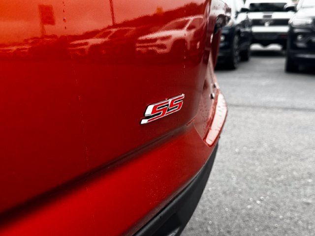 Used 2022 Chevrolet Camaro SS RWD image 16