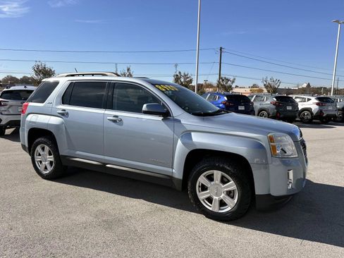 Used 2015 GMC Terrain SLE w/ Convenience Package image 2