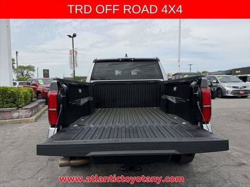 Certified 2024 Toyota Tacoma TRD Off-Road AWD/4WD image 10