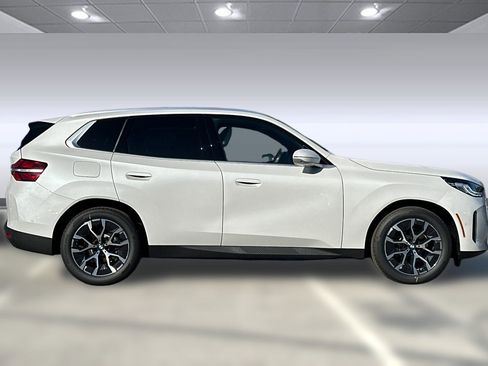 Used 2026 BMW X3 xDrive30 w/ Premium Package image 8