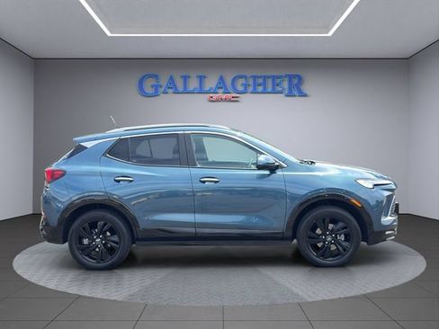 Used 2024 Buick Encore GX Sport Touring AWD/4WD image 3