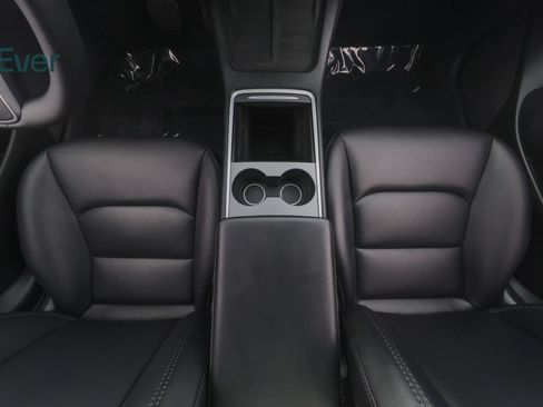 Used 2023 Tesla Model 3 Standard Range RWD image 26