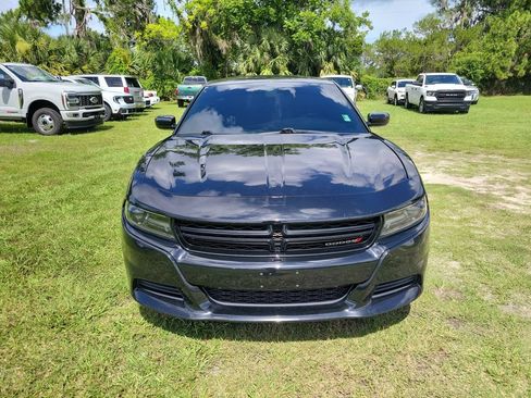 Used 2020 Dodge Charger SXT RWD image 6