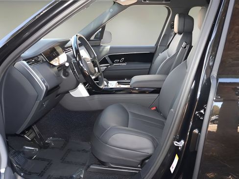 New 2026 Land Rover Range Rover SE AWD/4WD image 12