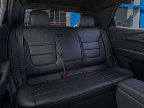 Used 2024 Chevrolet TrailBlazer RS w/ Driver Confidence Package image 17