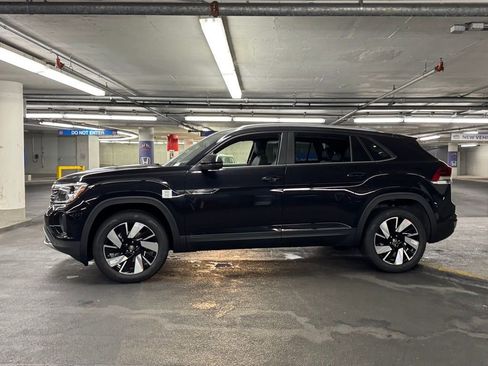 New 2026 Volkswagen Atlas Cross Sport SE image 34