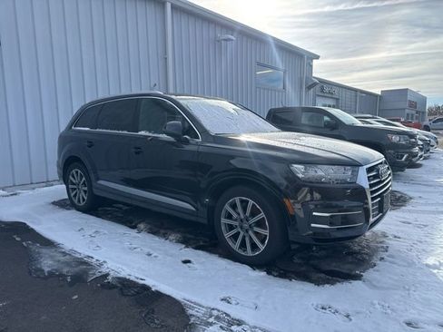 Used 2019 Audi Q7 3.0T Prestige w/ Prestige Package image 1