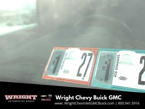 Used 2022 GMC Canyon AT4 image 8