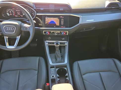 Used 2022 Audi Q3 2.0T Premium w/ Convenience Package image 12