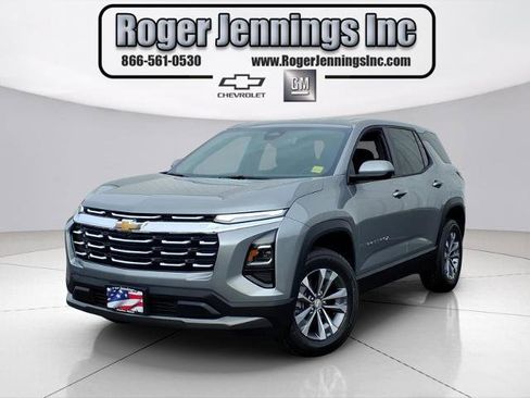 Used 2026 Chevrolet Equinox LT w/ Convenience Package II image 1