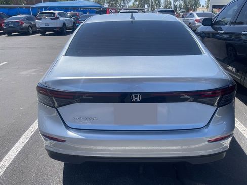 Used 2025 Honda Accord LX image 5