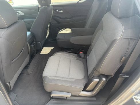 Used 2019 Chevrolet Traverse LT FWD image 22