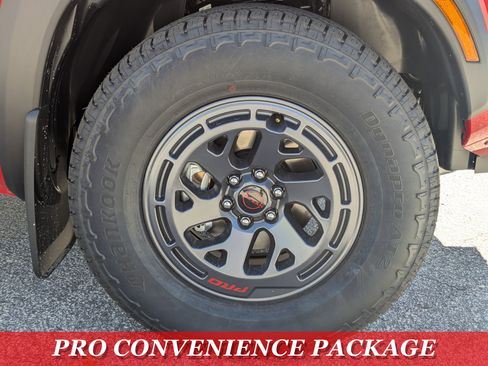 New 2026 Nissan Frontier PRO-4X w/ Pro-4x Convenience Package image 9