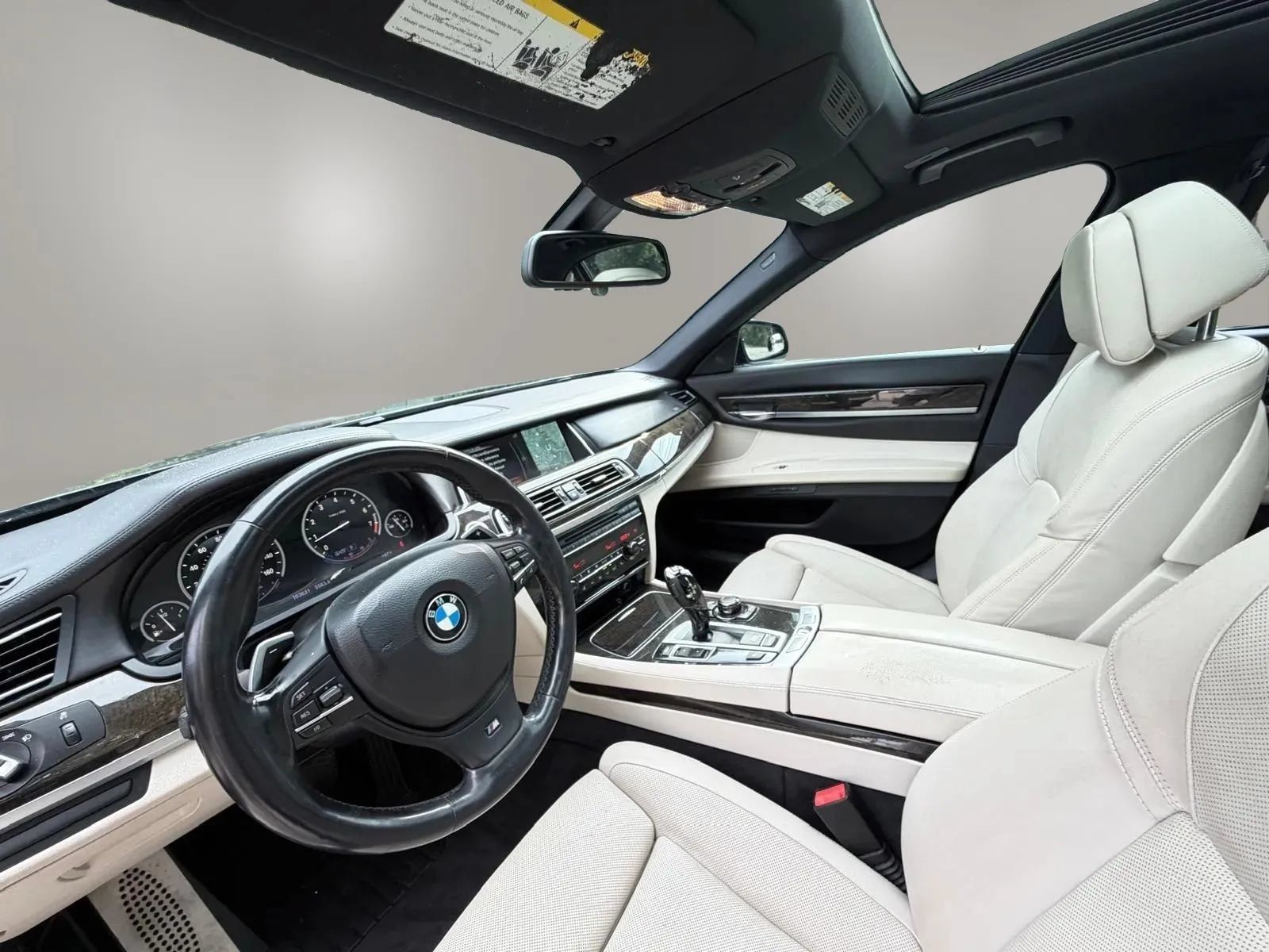 Used 2013 BMW 750Li RWD image 14