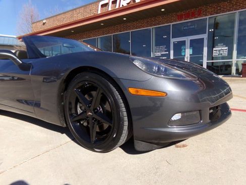 Used 2012 Chevrolet Corvette Convertible image 3