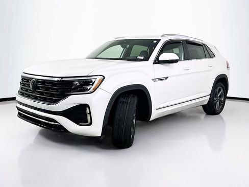 Used 2024 Volkswagen Atlas Cross Sport SEL R-Line AWD/4WD image 3