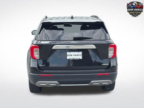 Used 2023 Ford Explorer XLT w/ Equipment Group 202A AWD/4WD image 7