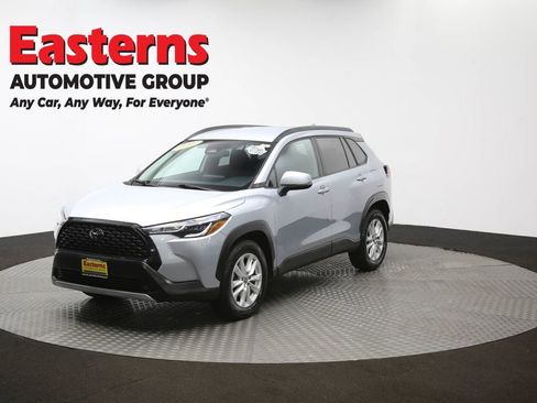 Used 2023 Toyota Corolla Cross LE image 52