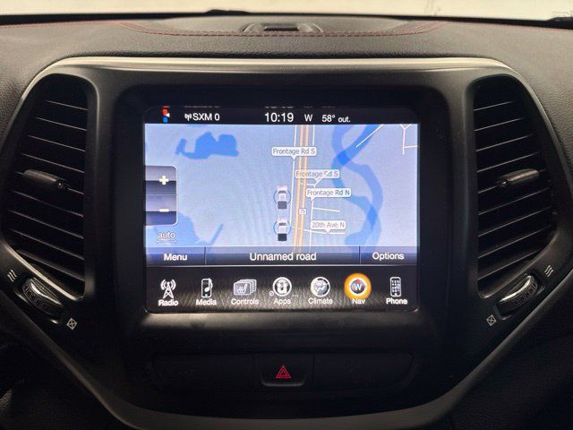 Used 2017 Jeep Cherokee Trailhawk w/ Cold Weather Group AWD/4WD image 20