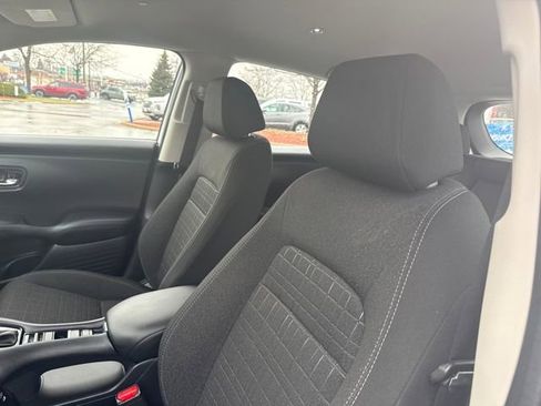Used 2024 Honda HR-V LX image 12