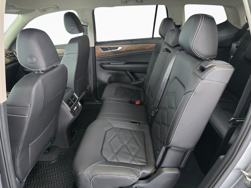 New 2026 Volkswagen Atlas SE AWD/4WD image 45
