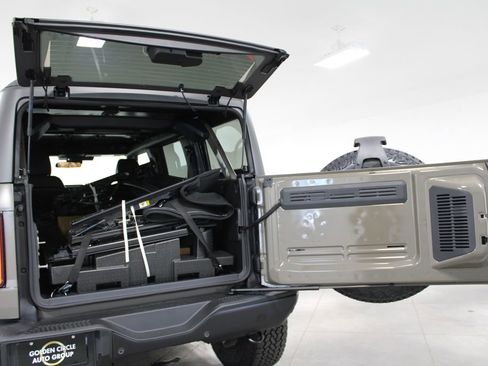 New 2025 Ford Bronco Badlands w/ Matte Film Protection Package image 17