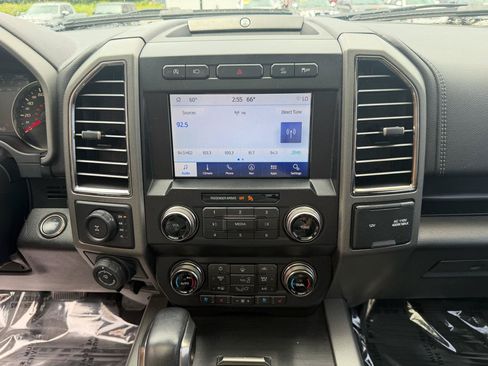 Used 2019 Ford F150 Raptor w/ Equipment Group 802A Luxury AWD/4WD image 28