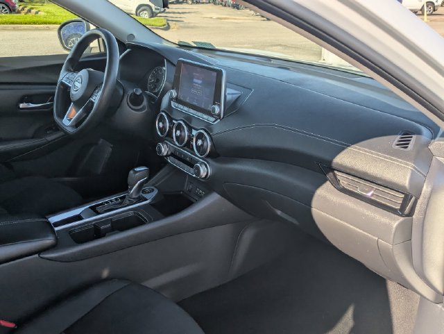 Used 2024 Nissan Sentra SV FWD image 29