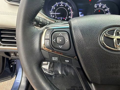 Used 2015 Toyota Avalon XLE Touring FWD image 10