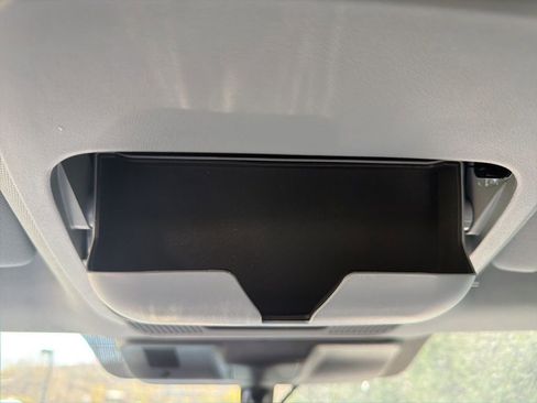 New 2025 Ford F150 Lightning Flash AWD/4WD image 40