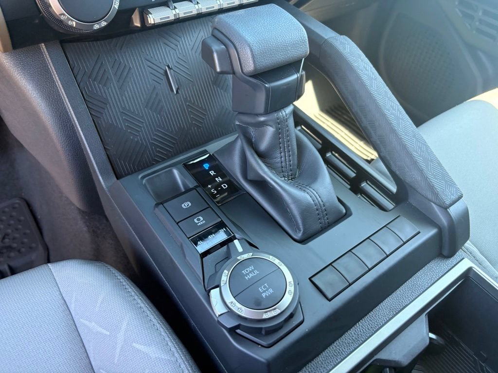 Used 2026 Toyota Tacoma SR5 AWD/4WD image 19
