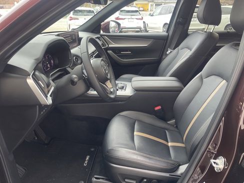 Used 2024 MAZDA CX-90 Plug-In Hybrid w/ Premium Plus image 19