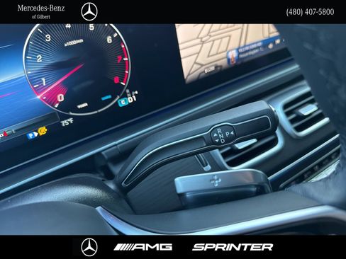 Used 2025 Mercedes-Benz GLE 350 4MATIC image 29